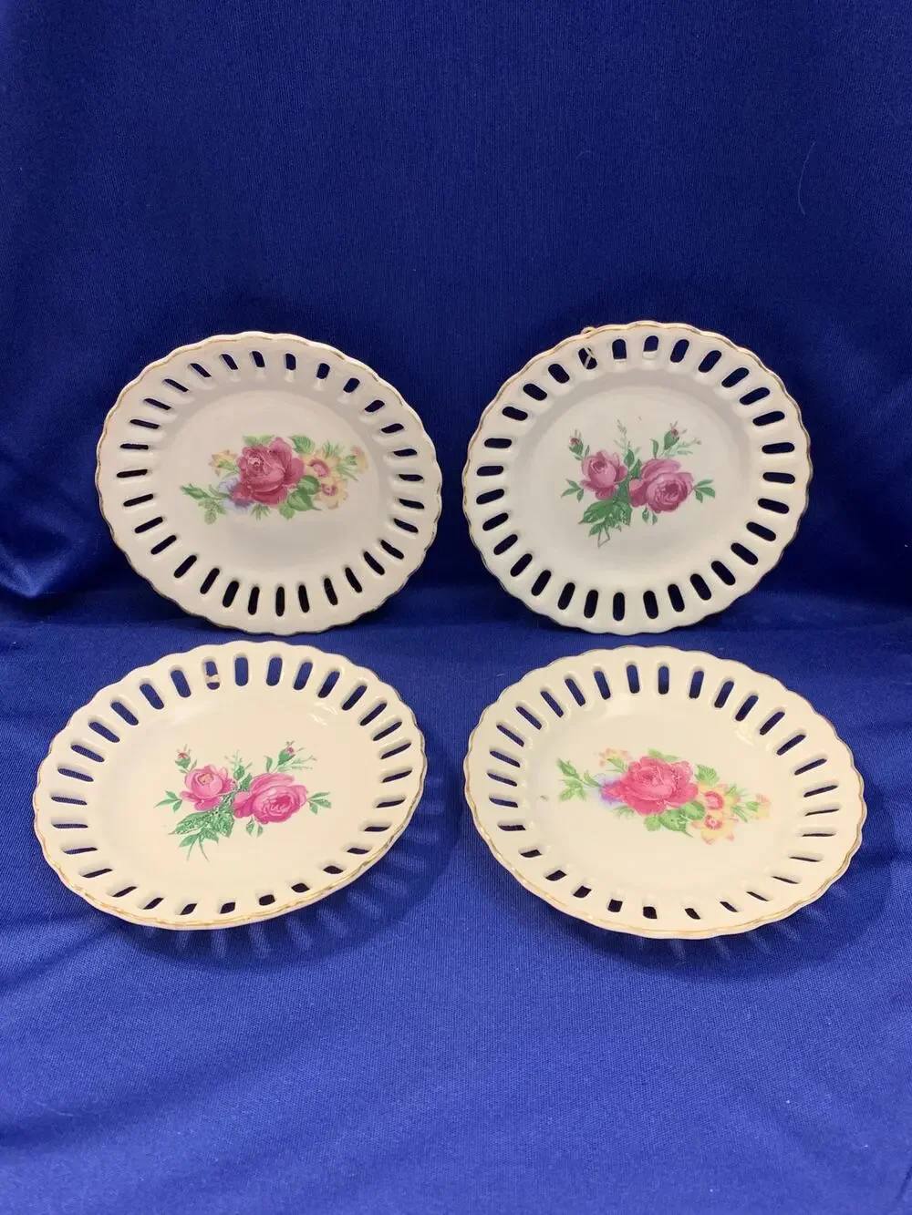 Vintage Set of Four Small Lattice Edge Dish with Pink Rose Pattern